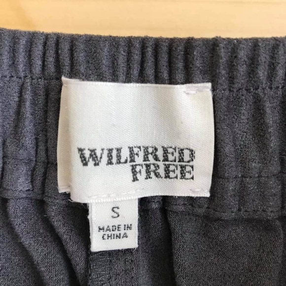 Wilfred Free shorts - Picture 3 of 3